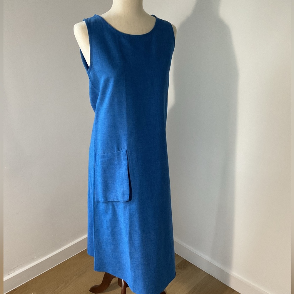 NWOT Shift Midi Dress